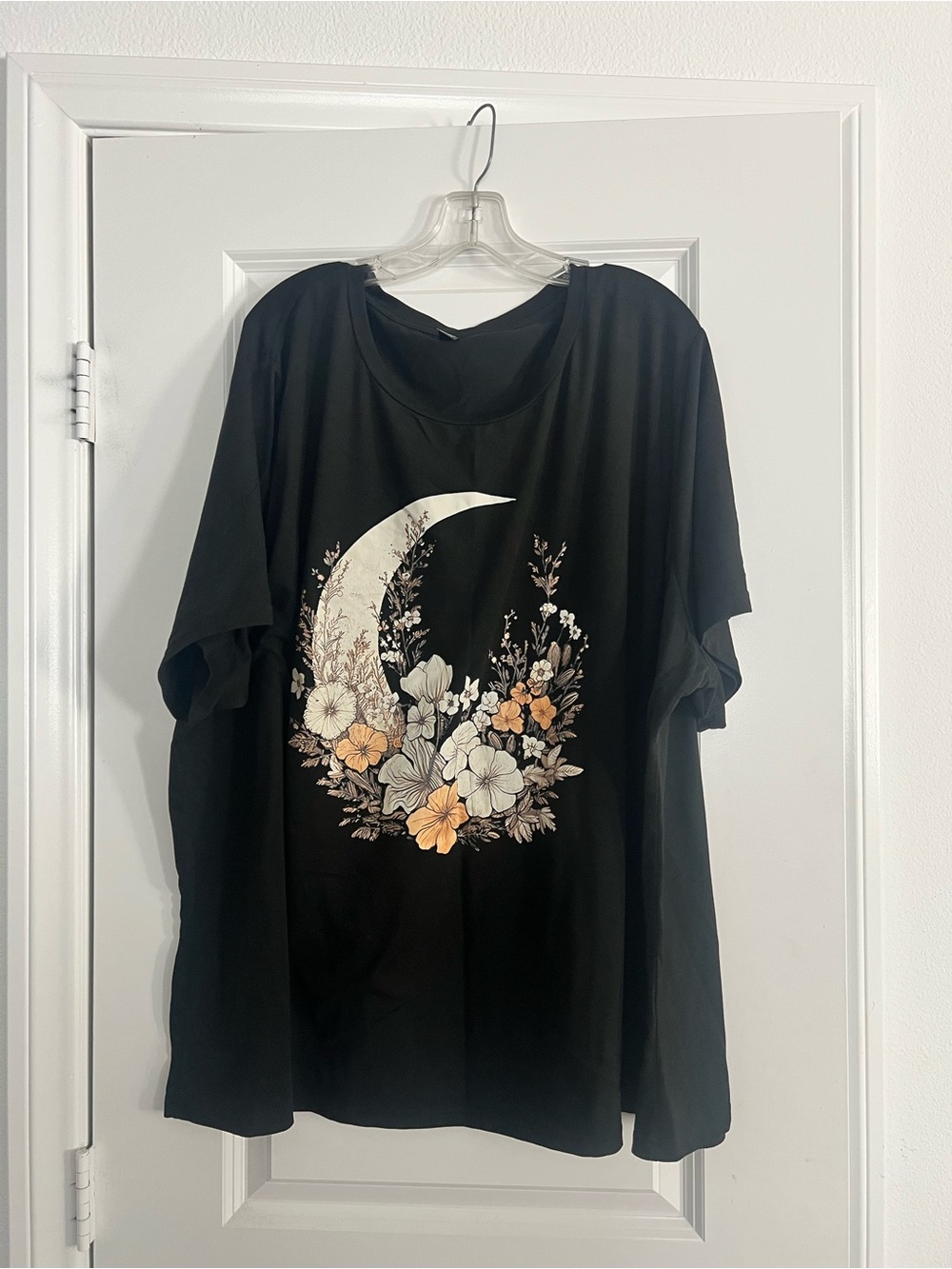 Black Floral Crescent Moon Graphic T-Shirt